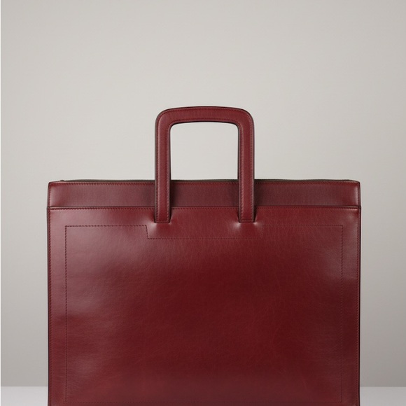Etienne Aigner Vintage Burgundy Leather Briefcase - Picture 2 of 10